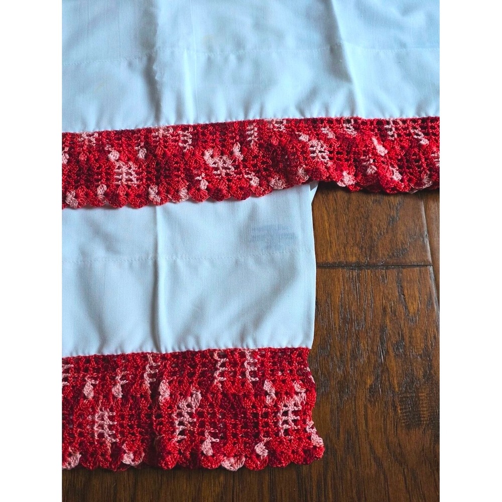 Vintage Cottagecore King Pillowcases Set 2 Red Pink Crochet Trim Pacific - New